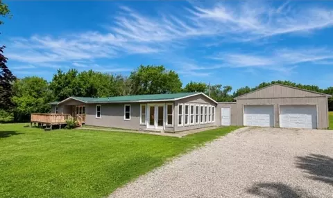 31484 W 327th St, Paola, KS 66071