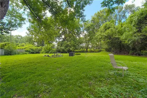 9409 E 69th St, Raytown, MO 64133 photo 24