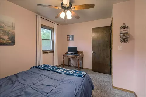 9409 E 69th St, Raytown, MO 64133 photo 16