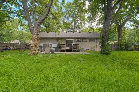 9409 E 69th St, Raytown, MO 64133 photo 25