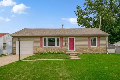 6603 N Holmes St, Gladstone, MO 64118