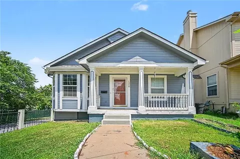 1328 Barnett Ave, Kansas City, KS 66102