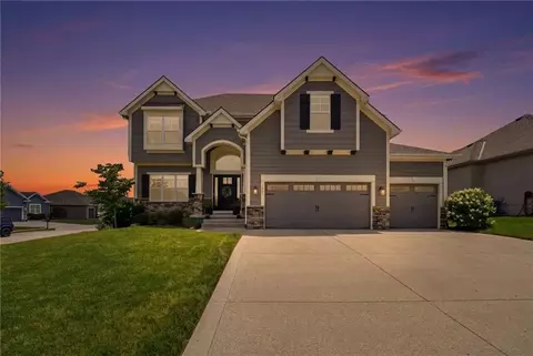 1801 NW 95th St, Kansas City, MO 64155