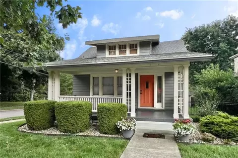 7301 Pennsylvania St, Kansas City, MO 64114