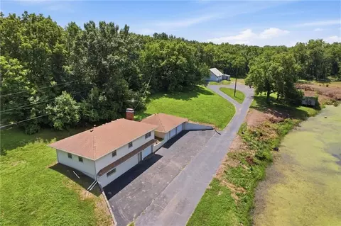 11151 Leavenworth Rd, Kansas City, KS 66109