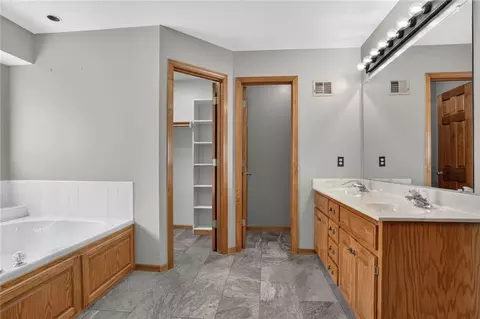 Bath - 17618 S Emerald View Dr, Raymore, MO 64083 photo 4 of 6