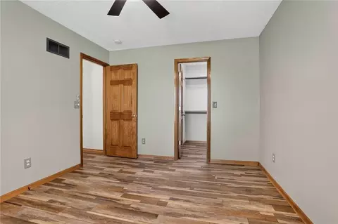 Bedroom - 17618 S Emerald View Dr, Raymore, MO 64083 photo 3 of 4