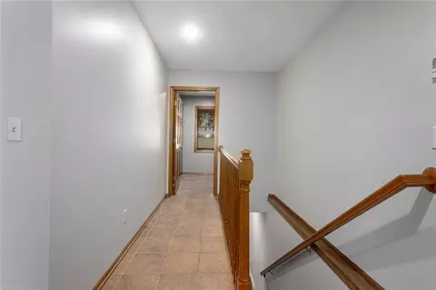 Entry Way - 17618 S Emerald View Dr, Raymore, MO 64083 photo 3 of 4