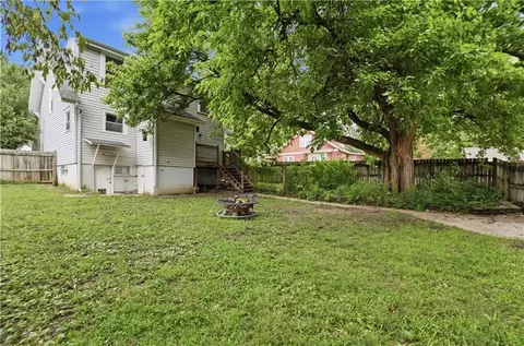 531 E College St, Independence, MO 64050 photo 40