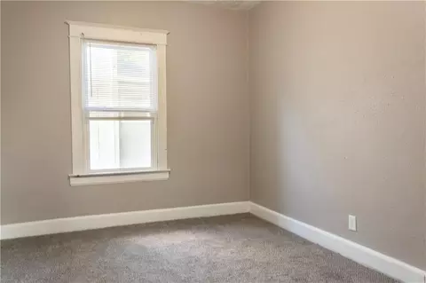 Bedroom - 1420 W Walnut Ave, Independence, MO 64050 photo 1 of 4
