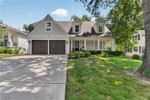 4907 W 69th Ter, Prairie Village, KS 66208