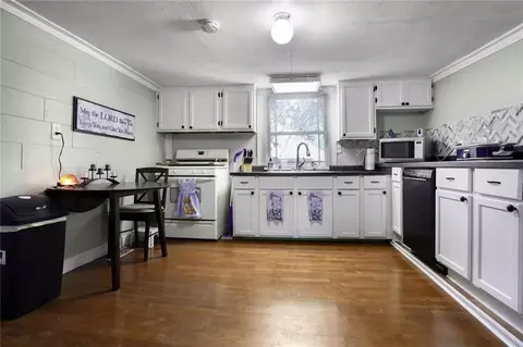 Kitchen - 508 3rd St, Belton, MO 64012 photo 1 of 2