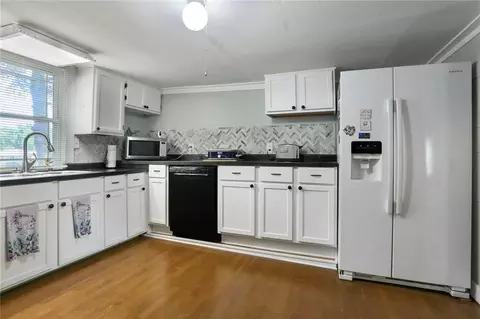 Kitchen - 508 3rd St, Belton, MO 64012 photo 2 of 2