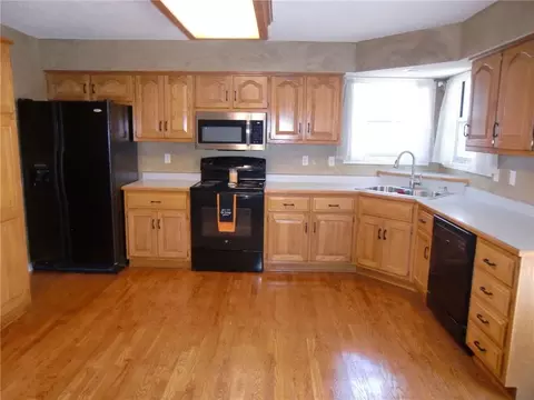 Kitchen - 114 E Calico Dr, Raymore, MO 64083 photo 1 of 3