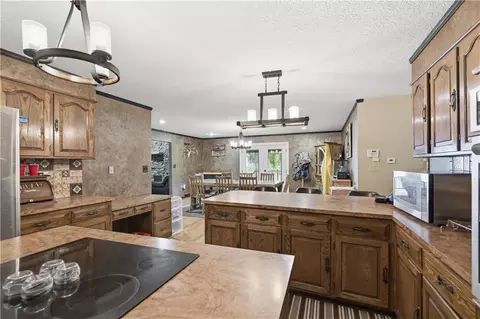 Kitchen - 773 E 710th Ave, Arcadia, KS 66711 photo 2 of 6