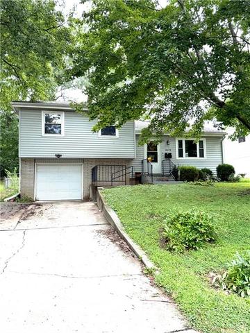 4619 N Bristol Ave, Kansas City, MO 64117