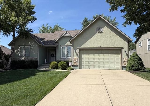 7878 W 155 Ter, Overland Park, KS 66223