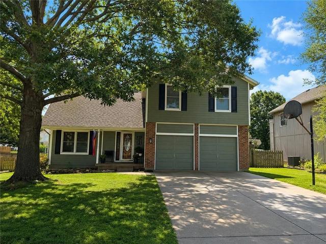 15739 Horton Ln, Overland Park, KS 66223