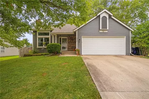13134 S Raintree Dr, Olathe, KS 66062