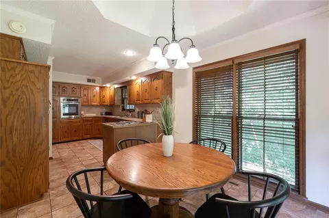 9819 Howard Rd, Lees Summit, MO 64086 photo 3