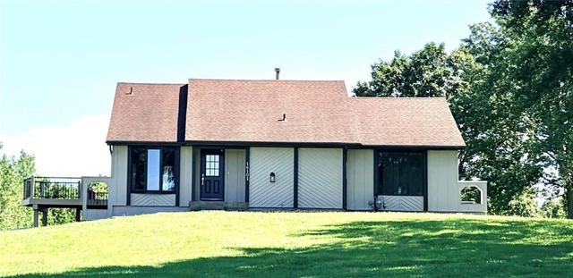 16101 Cantrell Rd, Bonner Springs, KS 66012