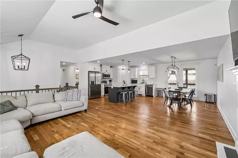 11848 N Kentucky Ave, Kansas City, MO 64157