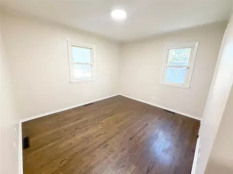 Bedroom - 4016 S Spring St, Independence, MO 64055 photo 5 of 12