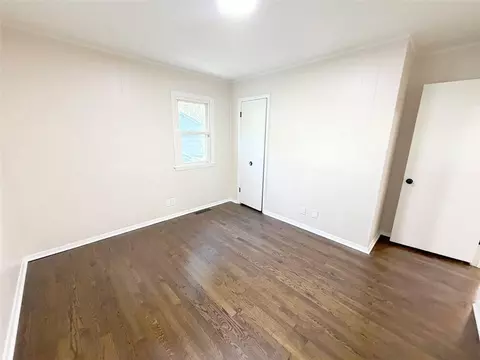 Bedroom - 4016 S Spring St, Independence, MO 64055 photo 6 of 12