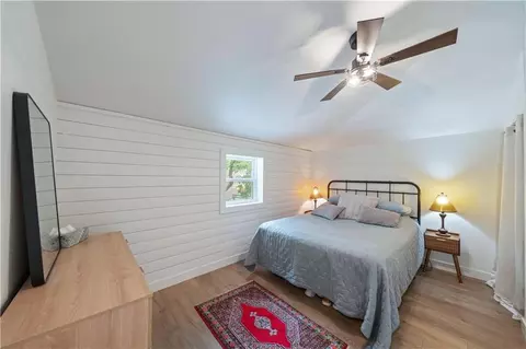 Bedroom - 105 NE Douglas St, Lees Summit, MO 64063 photo 6 of 6