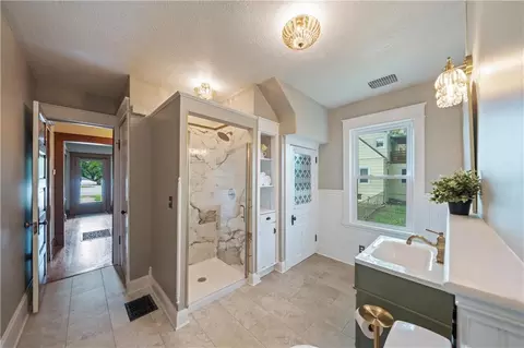 Other - 105 NE Douglas St, Lees Summit, MO 64063 photo 3 of 9