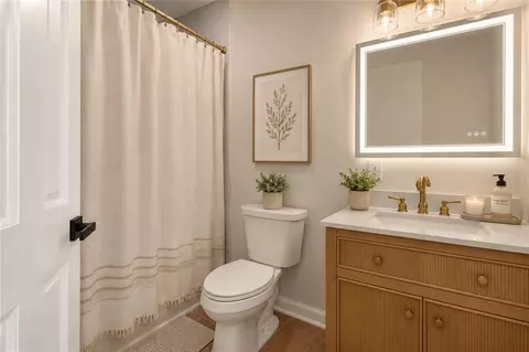 Bath - 20 SE Meadowbrook Dr, Lees Summit, MO 64082 photo 4 of 12