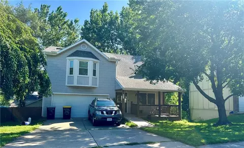 8517 NW 81st Ter, Kansas City, MO 64152