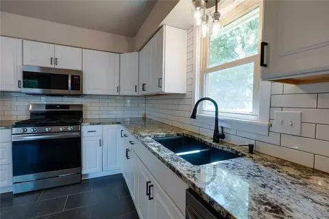 17226 E 40th Ter, Independence, MO 64055 photo 7