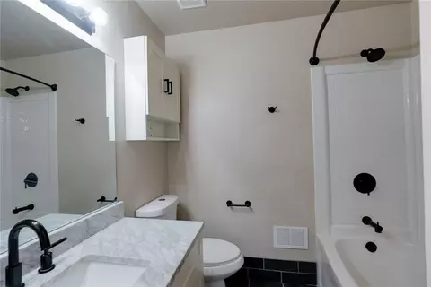 17226 E 40th Ter, Independence, MO 64055 photo 24