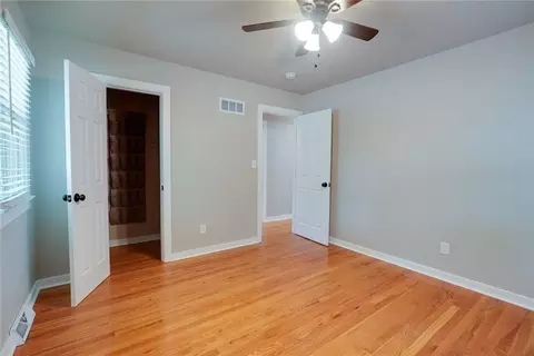 17226 E 40th Ter, Independence, MO 64055 photo 12