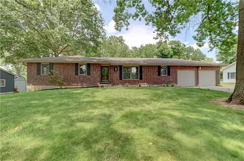 2400 NW 86th Ter, Kansas City, MO 64154