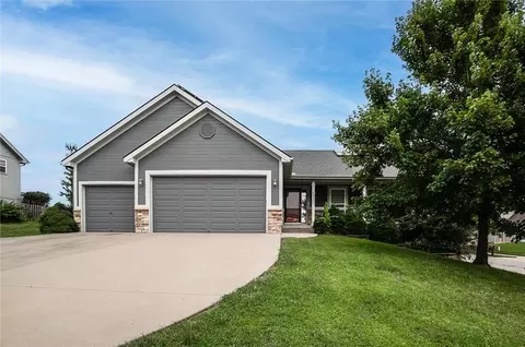 9119 N Garfield Ave, Kansas City, MO 64155