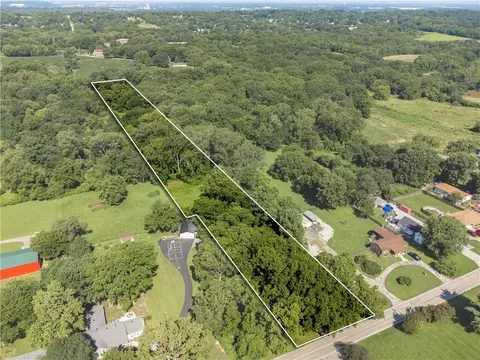 604 N Dickinson Rd, Independence, MO 64050 photo 7