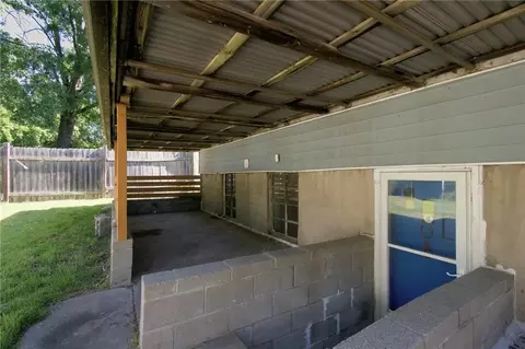 1704 S Brookside Ave, Independence, MO 64052 photo 36