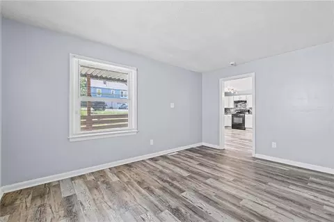 1704 S Brookside Ave, Independence, MO 64052 photo 7
