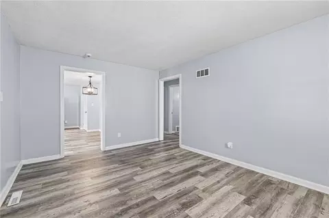 1704 S Brookside Ave, Independence, MO 64052 photo 6