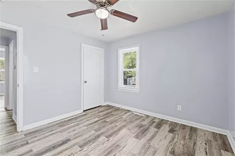 1704 S Brookside Ave, Independence, MO 64052 photo 13
