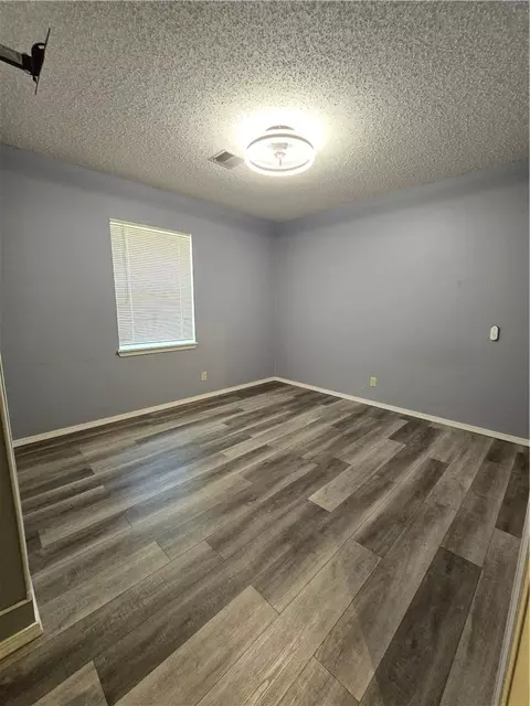 Bedroom - 2000 N 11th St, Independence, KS 67301 photo 6 of 7