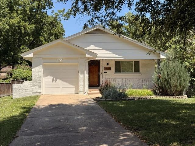 8239 Ward Parkway Plz, Kansas City, MO 64114