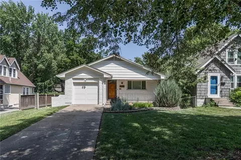 8239 Ward Parkway Plz, Kansas City, MO 64114