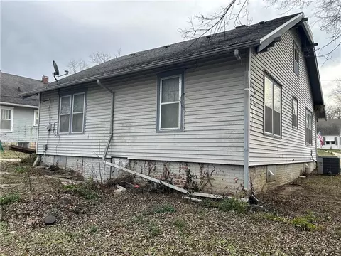 Other - 824 E Main St, Independence, KS 67301 photo 2 of 2