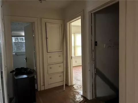 Entry Way - 824 E Main St, Independence, KS 67301 photo 1 of 1