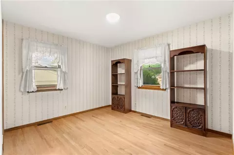 Bedroom - 3917 S Spring St, Independence, MO 64055 photo 1 of 4