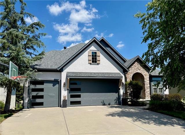 16601 Cody St, Overland Park, KS 66221