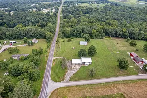 View/Area - 6527 SE Smith Rd, Cameron, MO 64429 photo 7 of 8
